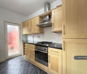 3 bedroom terraced house to rent - Photo 5