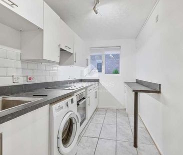 Enville Way, Highwoods, Colchester, CO4 - Photo 4