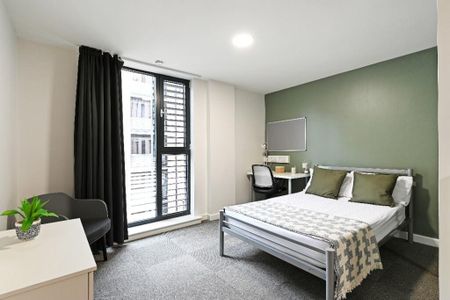 4 bedroom flat to rent - Photo 4