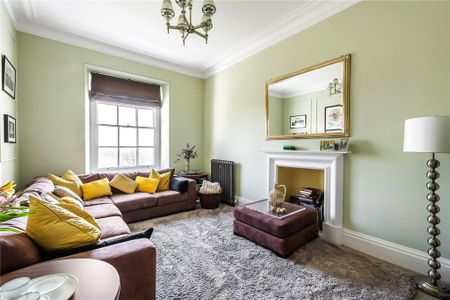 3 bedroom apartment to rent - Photo 2