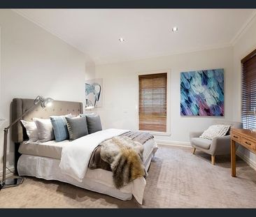 19A Cardinal Road, Oak Park VIC 3046 - Photo 2