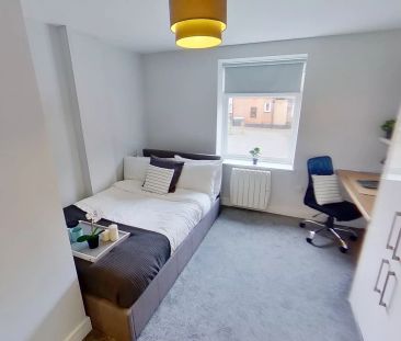 Flat 2 - Photo 3