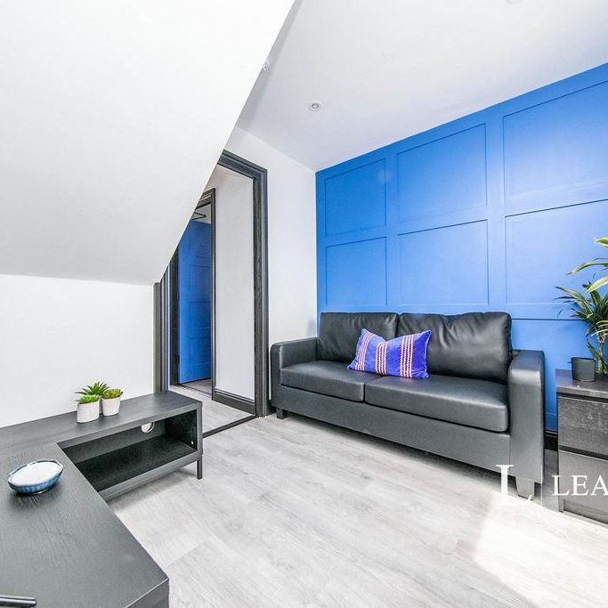 1 bedroom in a house share to rent - Photo 1