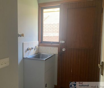 Prime Location Family Home - Photo 3