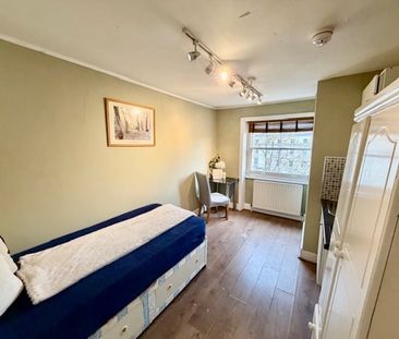 Studio Flat, London, W2 - Photo 1