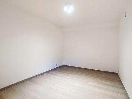 Volledig gerenoveerd 1 slaapkamer appartement op top locatie! - Photo 3