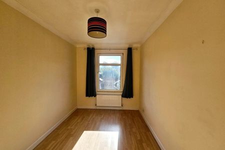 St Monica Road - Photo 4