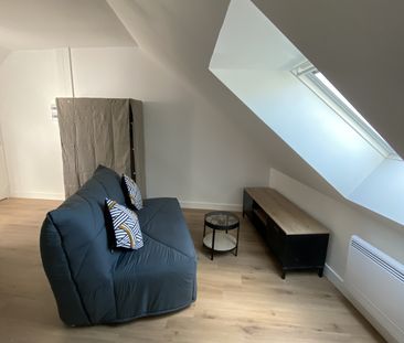 BEAU STUDIO MEUBLÉ - PROCHE GARE ET CENTRE VILLE - Photo 2