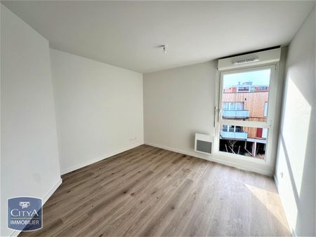 Location Appartement 2 pièces 42m² ARMENTIERES 59280 - Photo 2