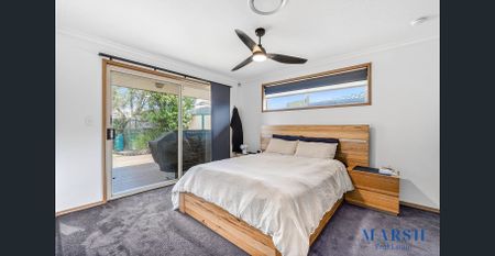 Family Living with Pool and Entertaining in Prime Robina Pocket - Photo 3