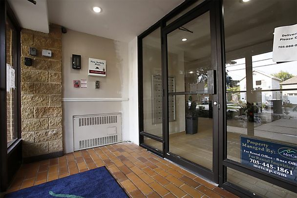 Collingwood Place - Photo 1