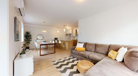 20 Rue St Isidore, Saint-Charles-Borromée, QC J6E - Photo 3