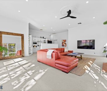 31 Webster Street, Nedlands Wa 6009 - Photo 3