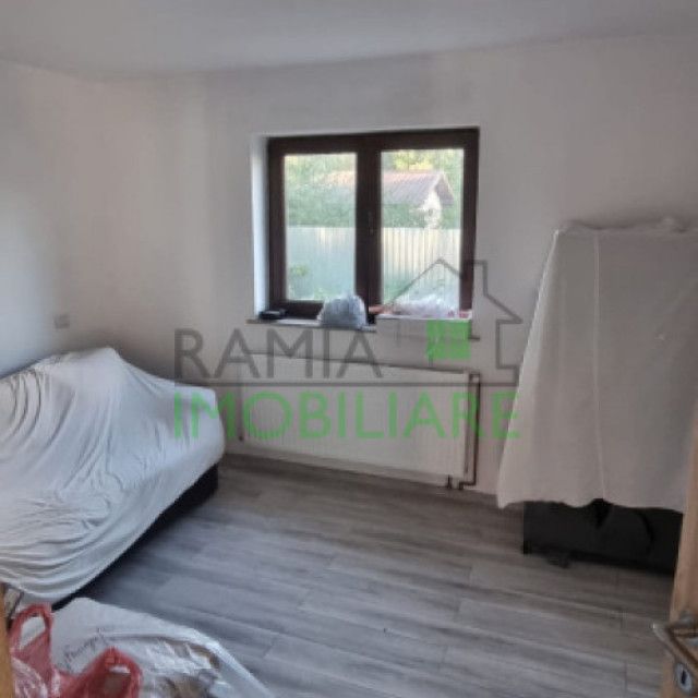 Casa spatioasa de inchiriat Cristian - Fotografie 1