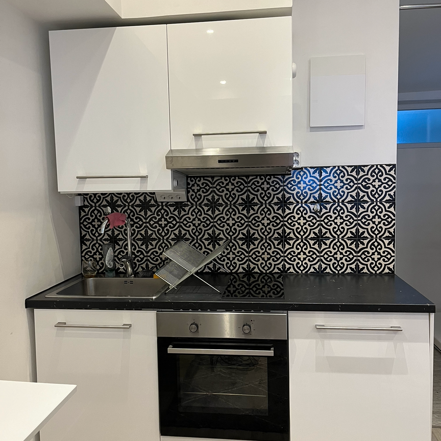 Rosenbjelkes väg, Sollentuna - Photo 1