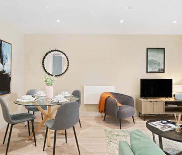 The Oakgate, KT22 7RZ, Surrey - Photo 6