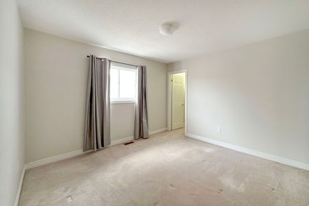 For Lease - 64 Chimney Hill Way, Scugog, Ontario - Photo 5