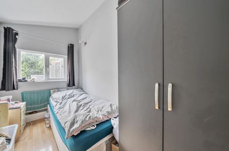 Ashbourne Road, Mitcham, CR4 - Photo 4