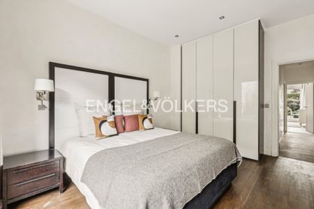 Location Appartement 5 pièces Meublé 146m² NEUILLY SUR SEINE 92200 - Photo 5