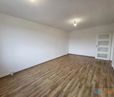 Pronájem bytu 3+1 se zasklenou lodžií v Rosicích u Brna - Photo 6