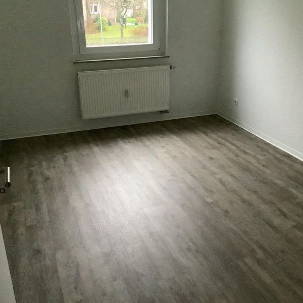 Hier fühlen Sie sich wohl: weitläufige 3-Zimmer-Wohnung mit Balkon - Foto 1