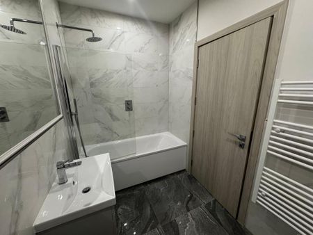 2 bedroom apartment to rent - Photo 4