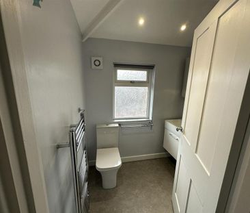2 bedroom semi-detached house to rent - Photo 2