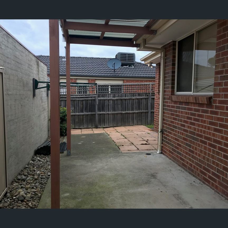 3/51 McIntosh Street, Airport West, Vic 3042 - Photo 1