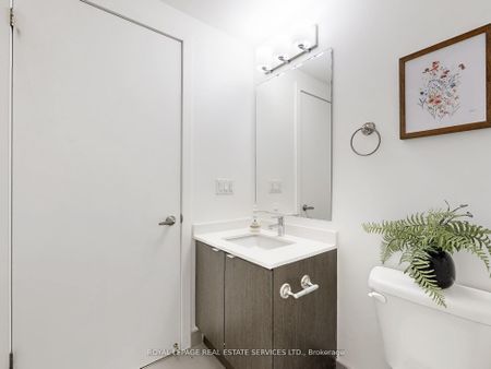 For Lease - 5230 Dundas Street Unit# 625A, Burlington, Ontario - Photo 3