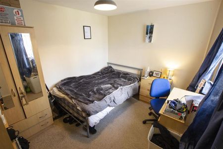 5 bedroom house to rent - Photo 4