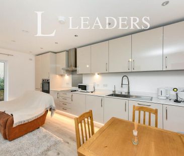 1 bedroom flat to rent - Photo 4