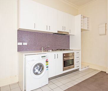 14/305 Carlisle Street, Balaclava VIC 3183 - Apartment For Rent | D... - Photo 2