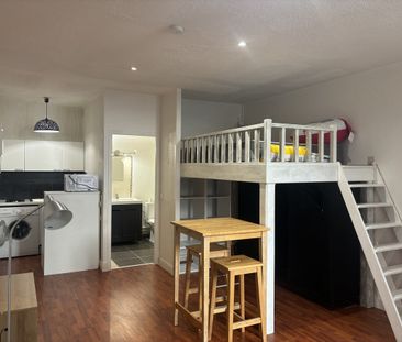 Location Appartement 1 pièce 28m² BORDEAUX 33000 - Photo 3