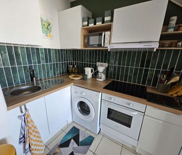 Location Appartement 3 pièces 53m² LA BRETAGNE 97490 - Photo 4