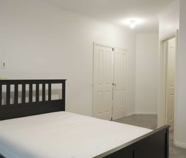 Burwood - Photo 5