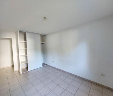 location Appartement T2 DE 45.39m² À POITIERS - Photo 2