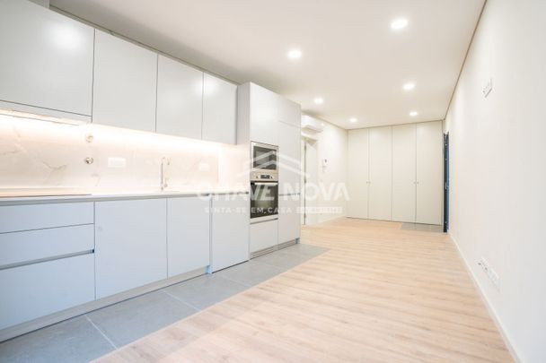 Apartamento T1 em Porto - Photo 1