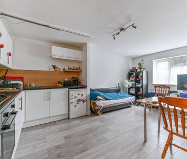 1 Bed Flat, Woodville Road, CR7 - Photo 5