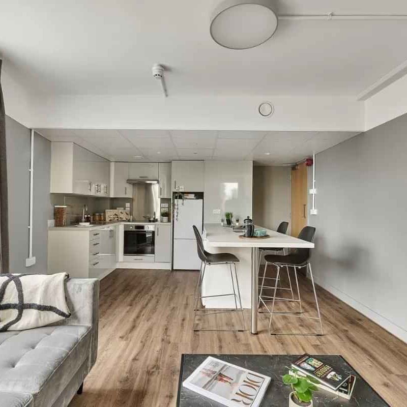 Silver En-suite - Photo 1