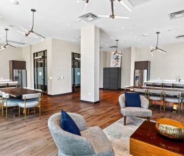 For Lease - 10 Honeycrisp Crescent Unit# 717, Vaughan, Ontario - Photo 6