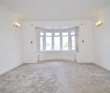 Painthorpe Lane, Hall Green, Wakefield - Photo 3