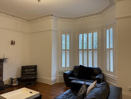 4 bedroom semi-detached house to rent - Photo 4