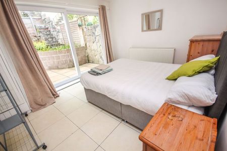 Dereham Way, Poole - Photo 4