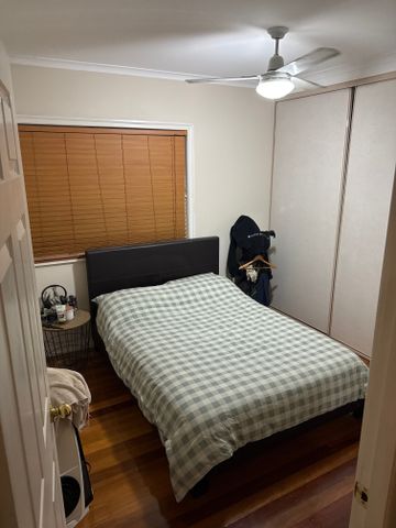 Aspley - Photo 2