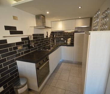 Via Casilina, Rome, Lazio 00182 - Photo 4