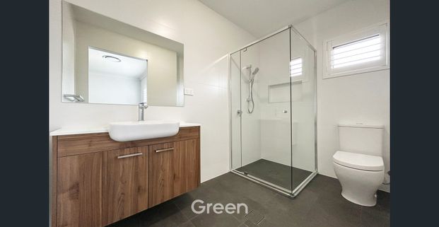 Two Brand New and Stylish Four-Bedroom Duplexes in a Prime Melrose Park Location! - Photo 1