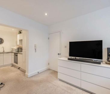 Studio Flat, Merivale Road, HA1 - Photo 3