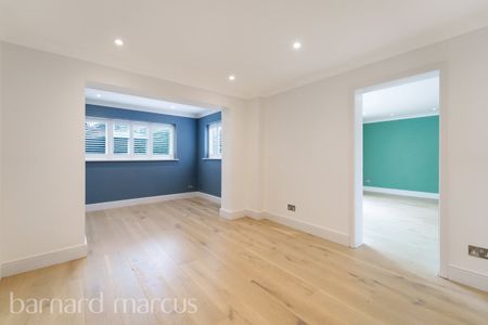 Church Meadow - Photo 2