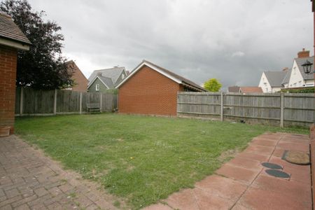Price £2,500 pcm - Let - Photo 4