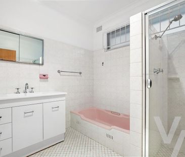 Your Next Move. - Photo 6